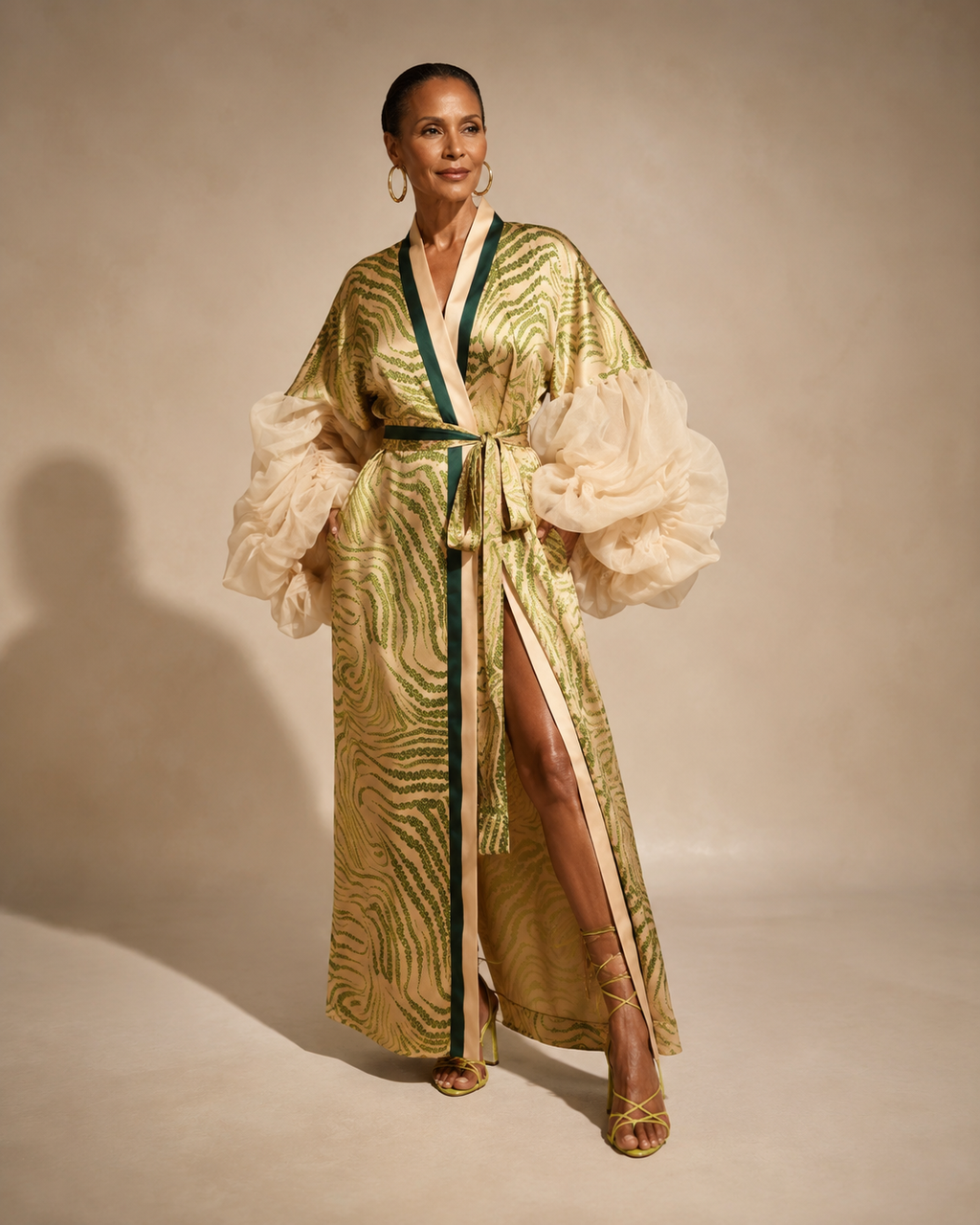 Kimono Amalfi de satén estampado — Alma Vittori