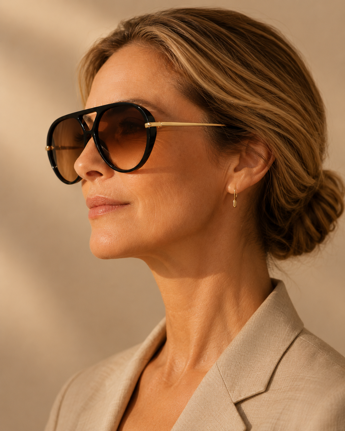 Gafas de sol Donatella aviador oversize, primer plano — Alma Vittori